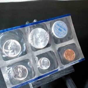 US Mint Set - Uncirculated Philadelphia 5 Coin Set 1960 * See Description